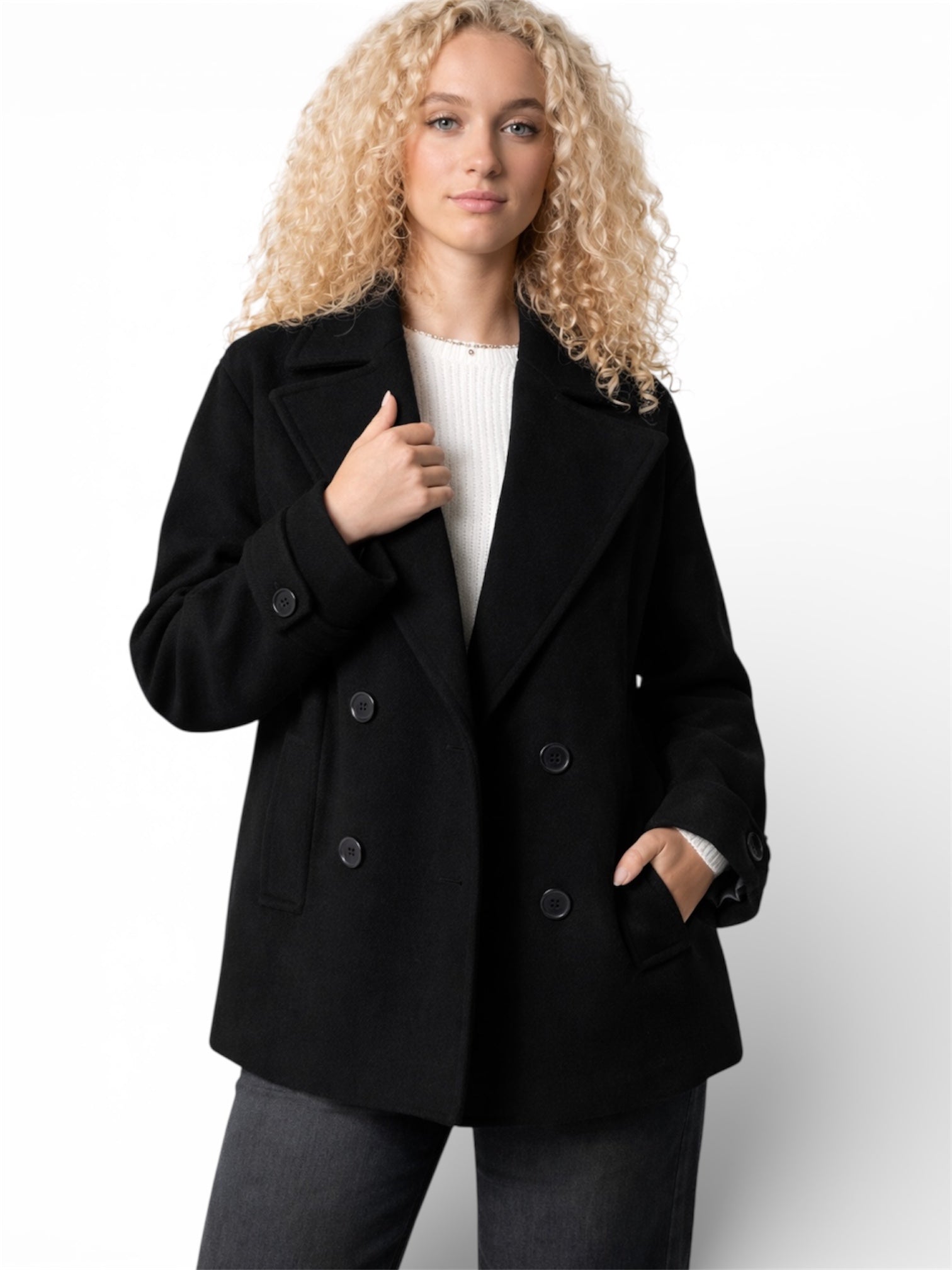 Abrigo Novareaaᵀᴹ