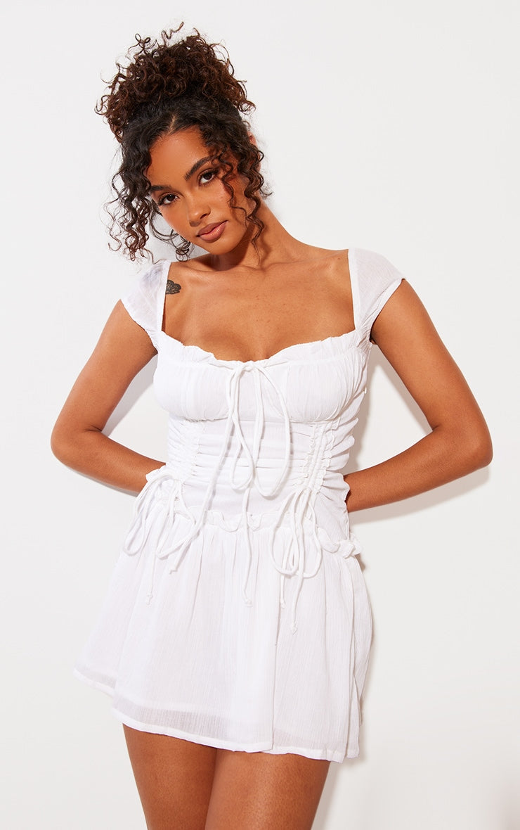 Vestido Isabella™ – Elegancia Contemporánea con Toque Romántico